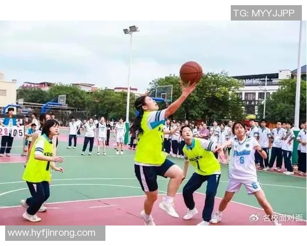 初中篮球帅哥的成长之路与青春梦想的追逐 初中篮球帅哥的成长之路与青春梦想的追逐