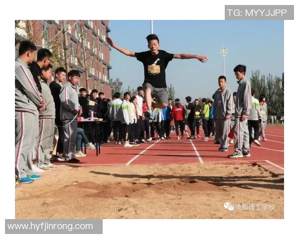 安踏篮球服套装助你在球场上尽显风采与活力,尽享运动乐趣与舒适体验 安踏篮球服套装助你在球场上尽显风采与活力,尽享运动乐趣与舒适体验